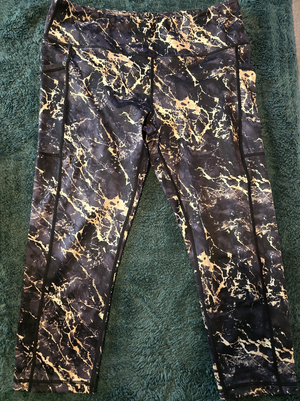 Constantly Varied Gear Black and Gold Marble-Print Capris